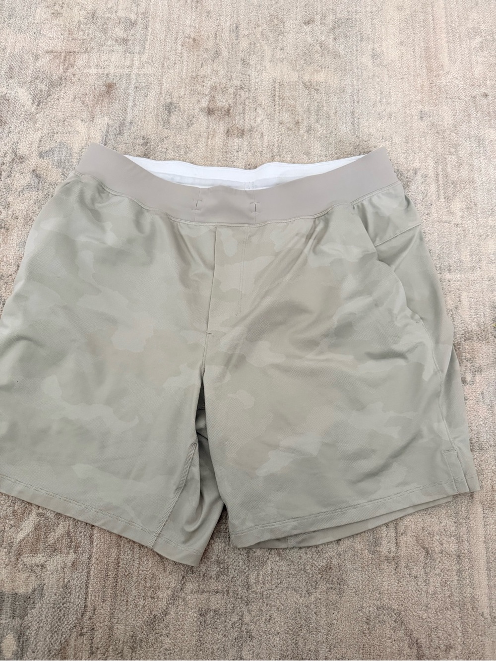 lululemon athletica Men's Athletic Shorts in Light Tan Camo